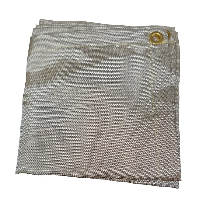 картинка CampingMoon огнеупорный коврик 1*1м от интернет-магазина Тибет