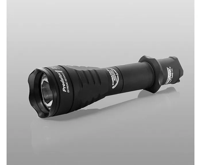 картинка Armytek фонарь Predator XP-L HI  от интернет-магазина Тибет